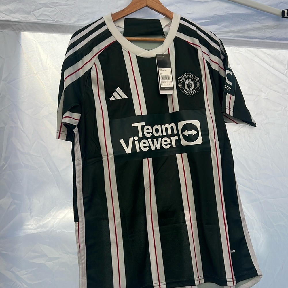 Manchester United Striped away Jersey 23/24 New Large